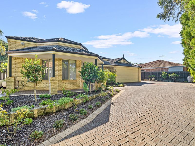 17 Dalewood Gardens, Meadow Springs WA 6210