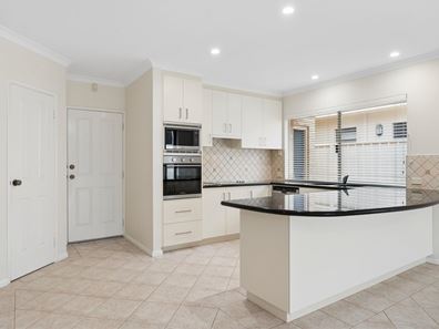 26 Waterview Drive, Woodvale WA 6026