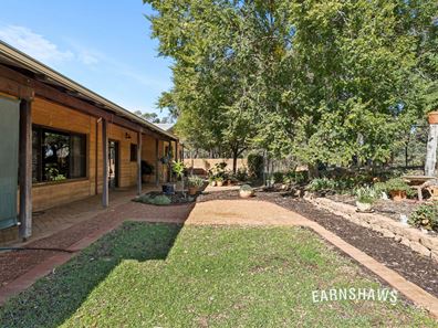 162 Lillie Road, Gidgegannup WA 6083