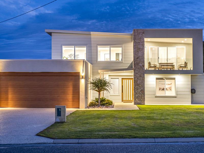 5 Robin  Court, Singleton