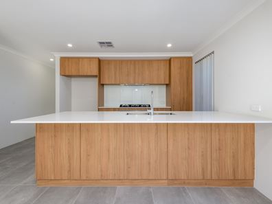 27 Formby Road, Meadow Springs WA 6210