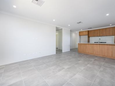 27 Formby Road, Meadow Springs WA 6210