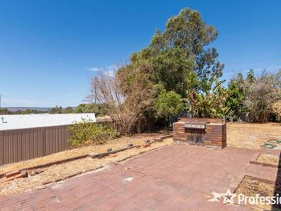 16 Mcbain Court, Langford WA 6147