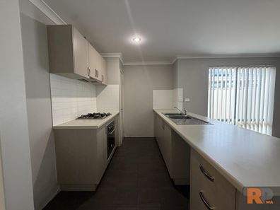 3 Belches Loop, Seville Grove WA 6112