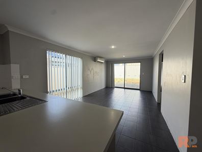 3 Belches Loop, Seville Grove WA 6112