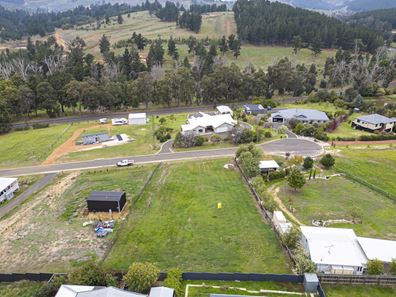 8A Diggers Green, Nannup WA 6275