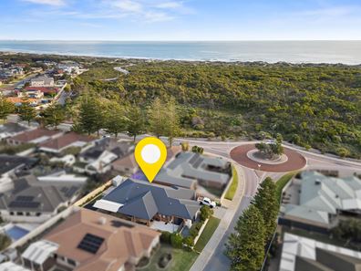 4 Vila Do Porto Crescent, Secret Harbour WA 6173