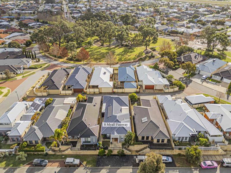 8 Myall Fairway, Clarkson