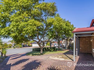 6 Dunn Court, Landsdale WA 6065