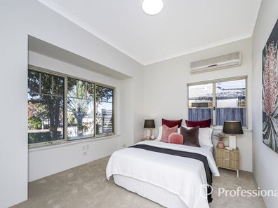 6 Dunn Court, Landsdale WA 6065