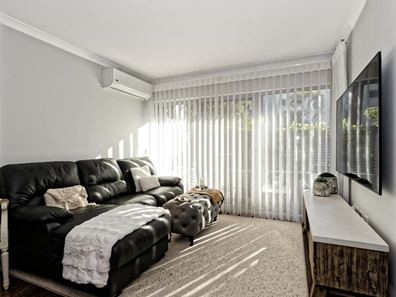 2/4 Betano Rd, Rockingham WA 6168