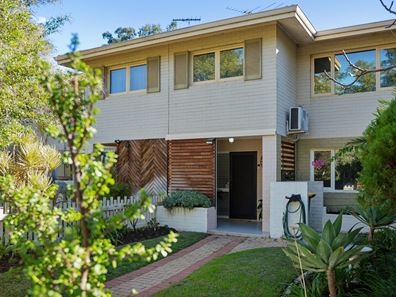 11 Cato Place, Lockridge WA 6054