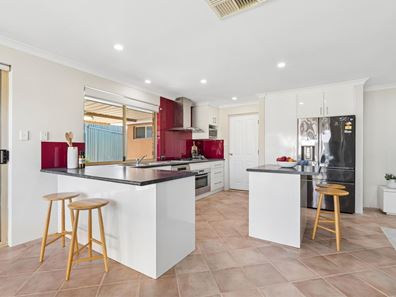 37 Bonanza Court, Huntingdale WA 6110