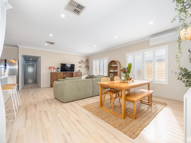 33 Kardan Boulevard, Byford