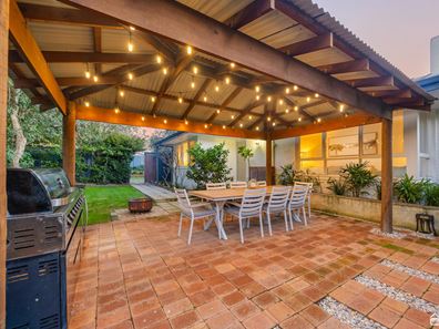 7 Ellen Street, Mount Nasura WA 6112