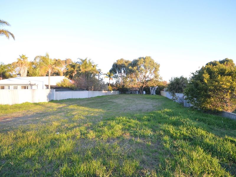 27 Scott Street, Mandurah
