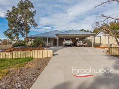 15 Darkan Street, Mundaring WA 6073