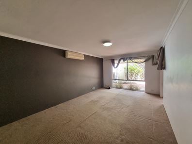 2A Broadhurst Cres, Bateman WA 6150
