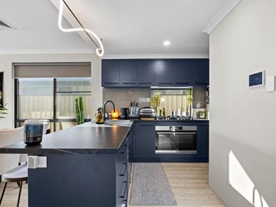 46 Carnelian Avenue, Australind WA 6233