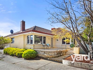 11 French Road, Melville WA 6156
