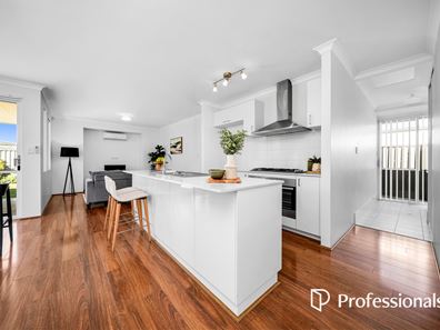 30 Etendue Crescent, Eglinton WA 6034