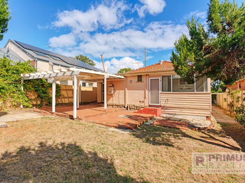 198 Douglas Avenue, Kensington WA 6151