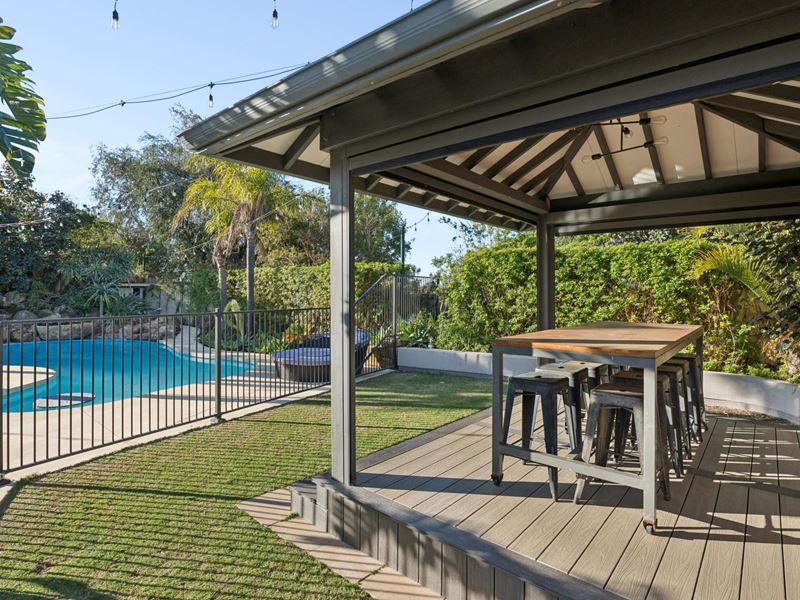 168 Bridgewater Drive, Kallaroo WA 6025