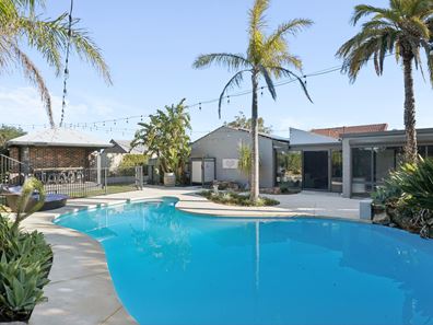 168 Bridgewater Drive, Kallaroo WA 6025