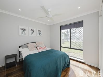 10 Farman Place, Hamersley WA 6022