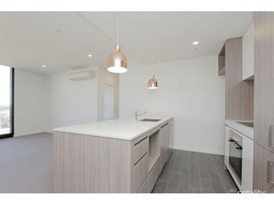 505/6 Baumea Way, Innaloo WA 6018