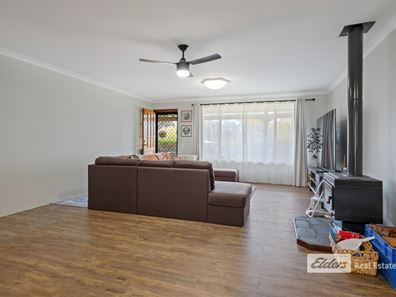 15 Christopher  Way, Boyanup WA 6237
