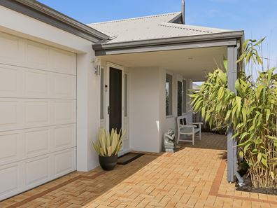 3 Valheru Avenue, Rockingham WA 6168