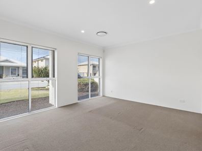26 Cuttlefish Street, Yanchep WA 6035
