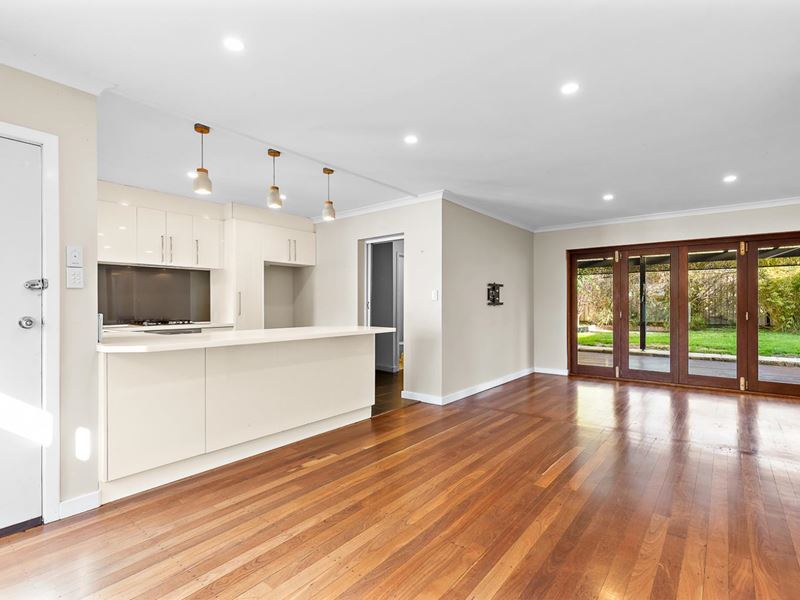 1 Oswald Street, Coolbellup WA 6163