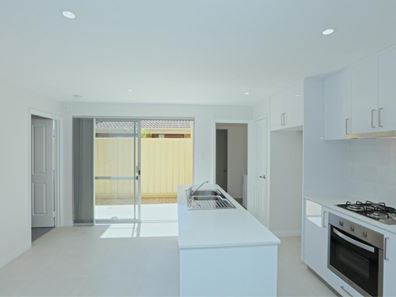 9/32 Main Street, Osborne Park WA 6017