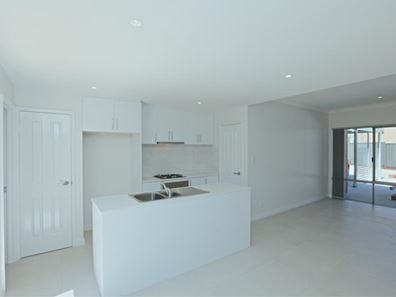 9/32 Main Street, Osborne Park WA 6017