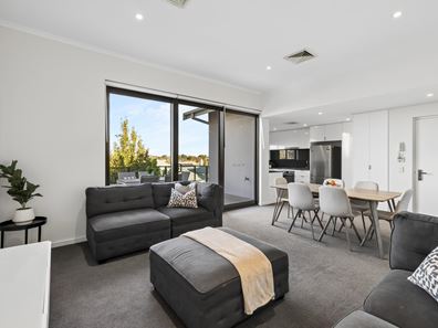 4/17 Leonard Street, Victoria Park WA 6100