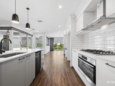 49 Greensand Promenade, Treeby WA 6164