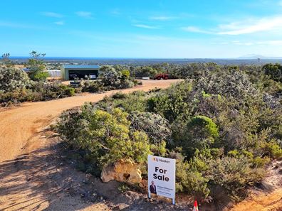 139 Lechenaulita Drive, Hopetoun WA 6348