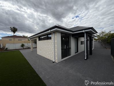 12A Moncrieff Road, Langford WA 6147