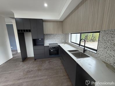12A Moncrieff Road, Langford WA 6147