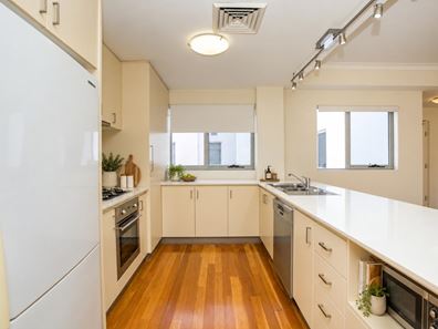16/32 Fielder Street, East Perth WA 6004