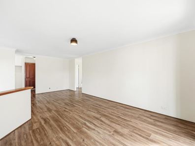 2/83 Woodbridge Drive, Cooloongup WA 6168