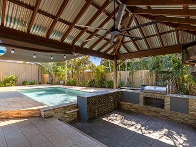24 Howe Drive, Cable Beach WA 6726