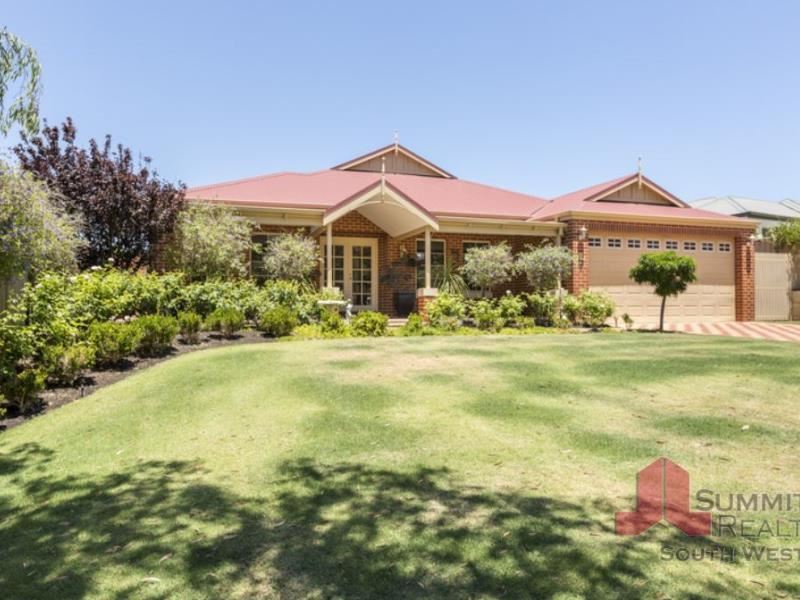 39 Daablone Vista, Dalyellup WA 6230