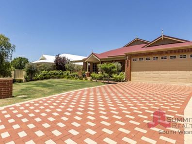 39 Daablone Vista, Dalyellup WA 6230