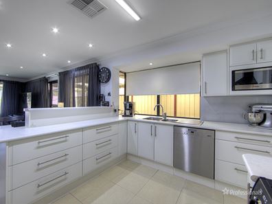 28 Matuka Mews, Maida Vale WA 6057