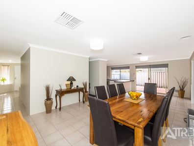 13 Tritonia Rise, Thornlie WA 6108