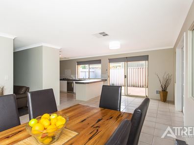 13 Tritonia Rise, Thornlie WA 6108