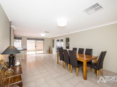 13 Tritonia Rise, Thornlie WA 6108